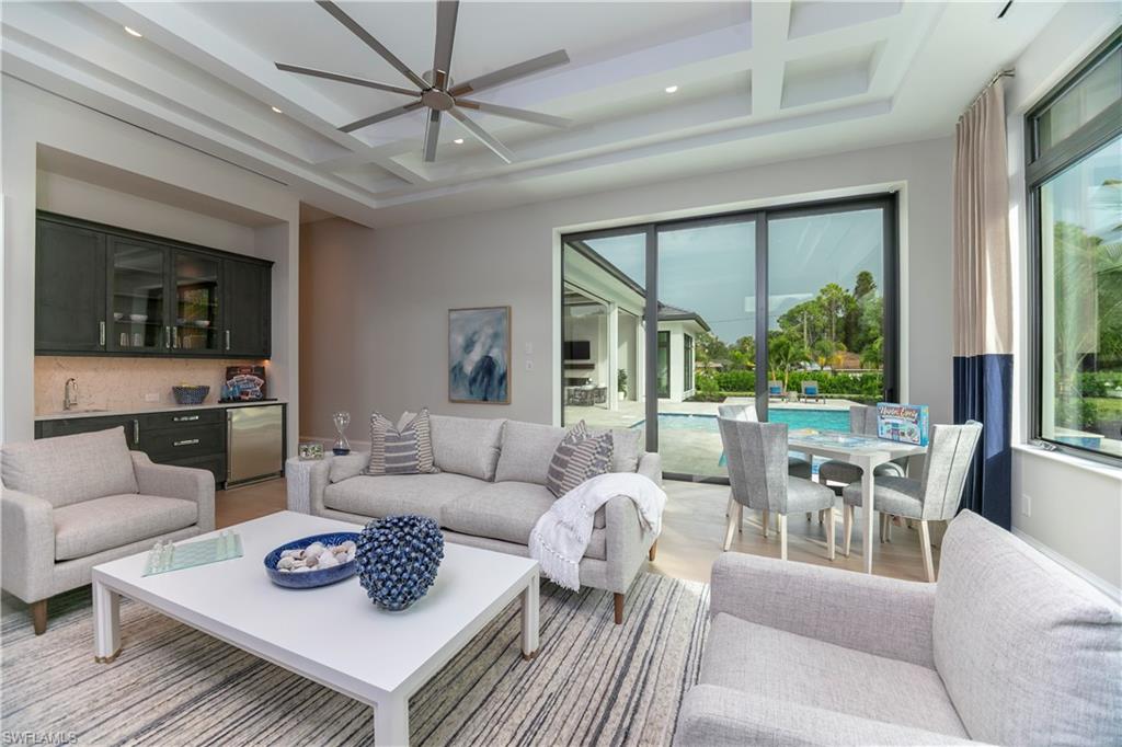 PINE RIDGE - Residential