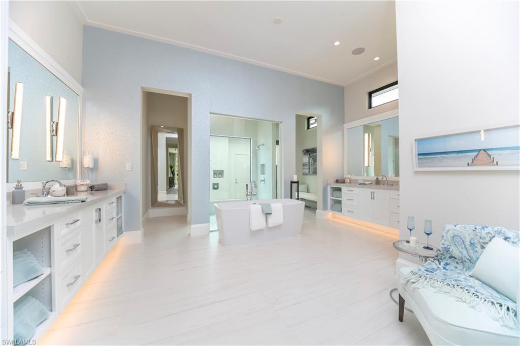 PINE RIDGE - Residential