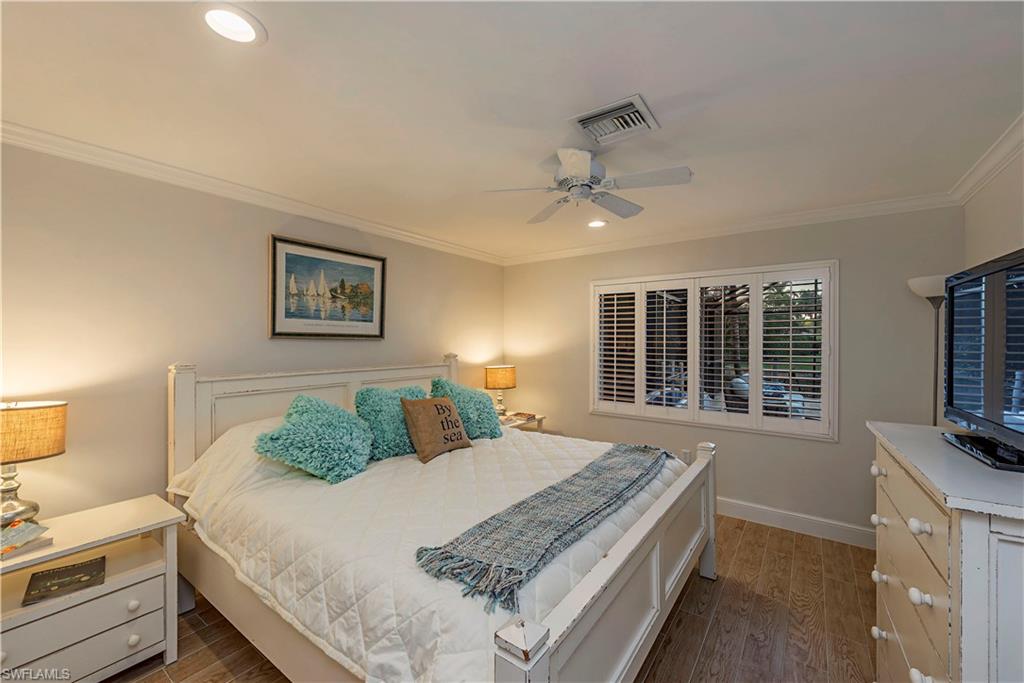 ROYAL HARBOR - Residential