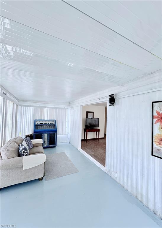 LAKE ARROWHEAD MOB VILLAGE - Residential