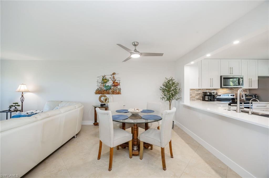 MARINERS COVE - Residential Lease