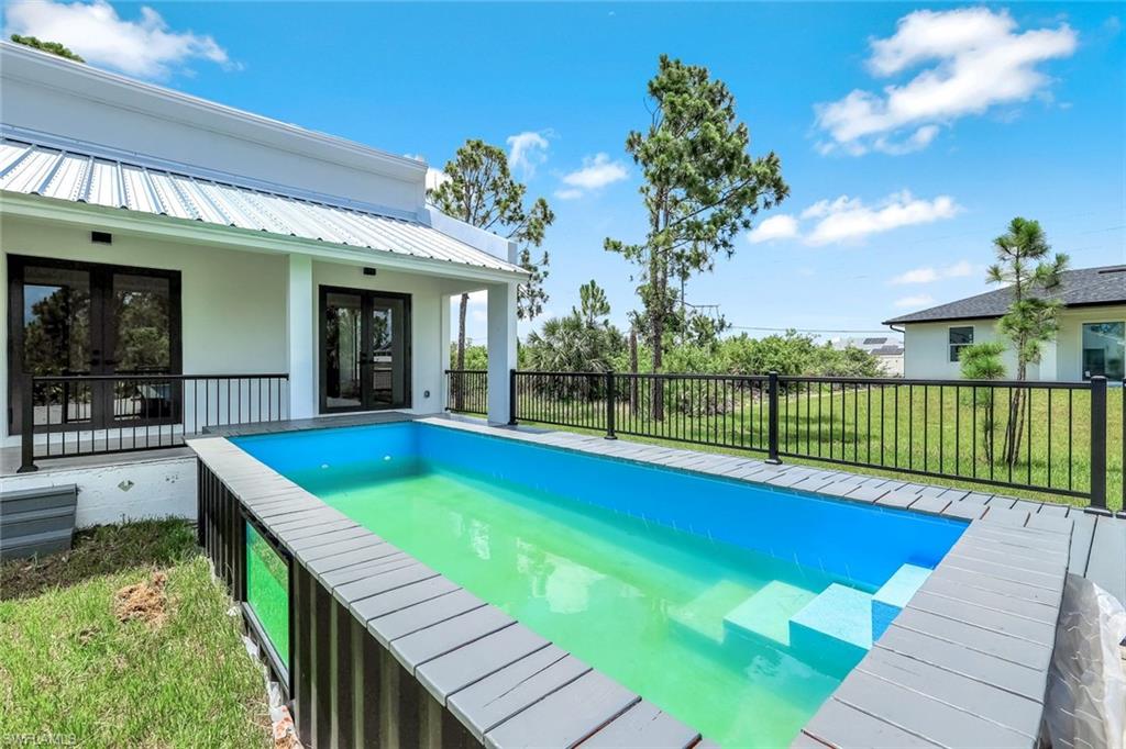 PORT CHARLOTTE - Residential