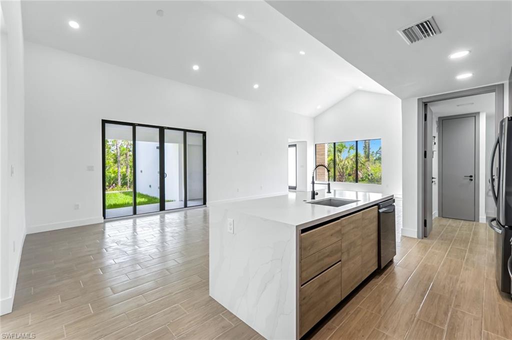 PORT CHARLOTTE - Residential