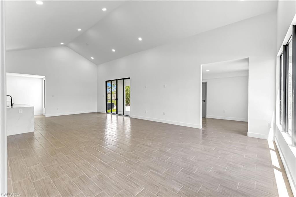 PORT CHARLOTTE - Residential