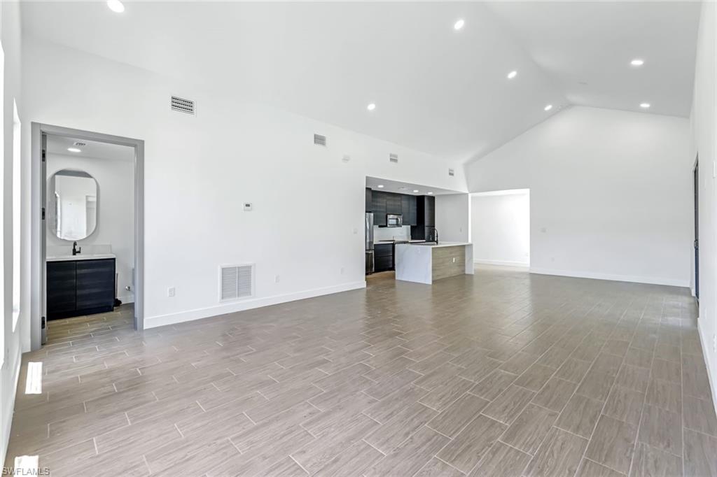 PORT CHARLOTTE - Residential