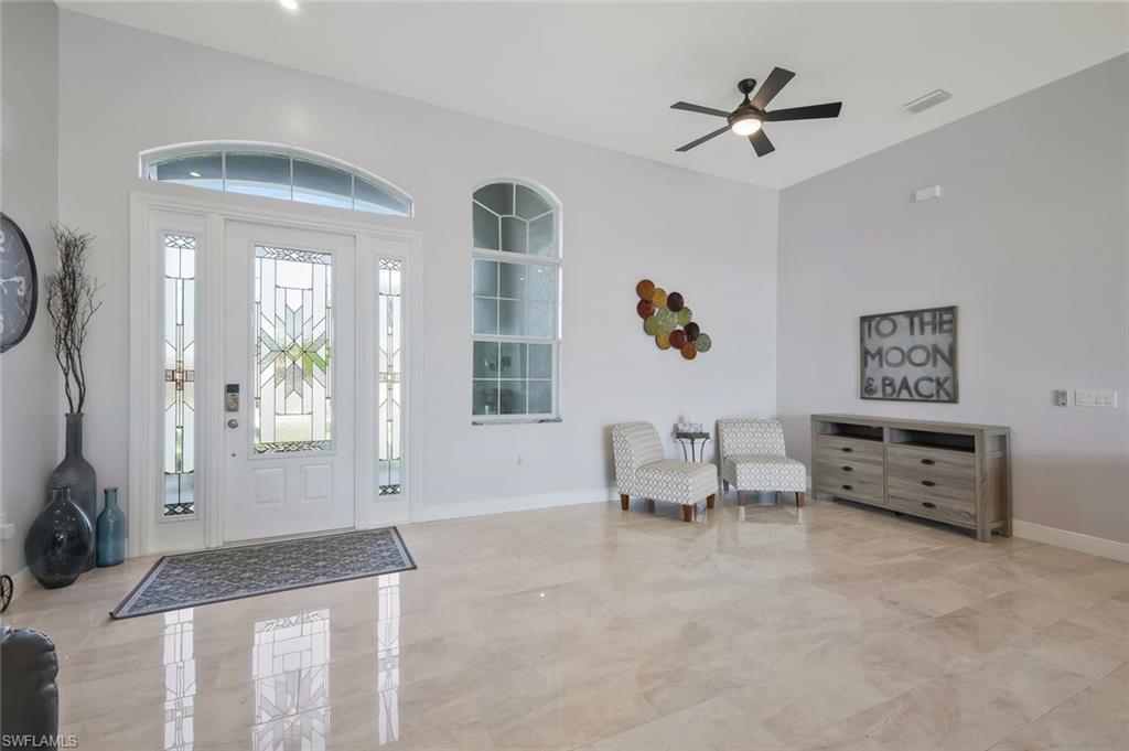 YACHT CLUB - Residential