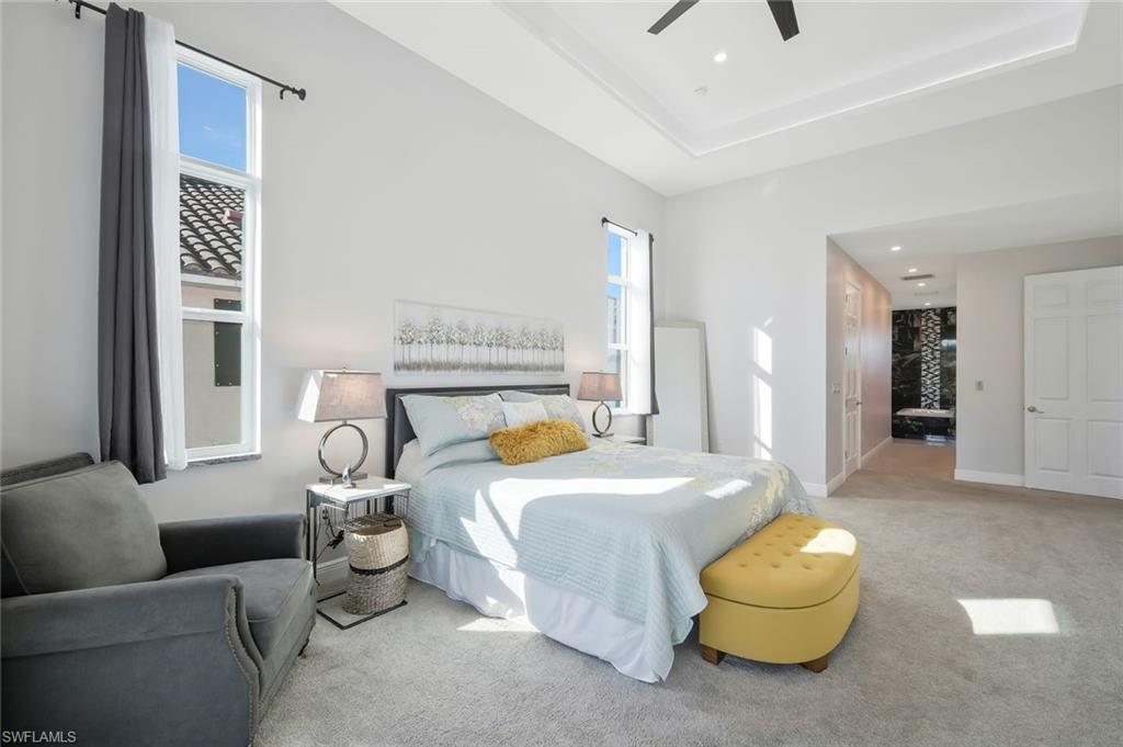 YACHT CLUB - Residential