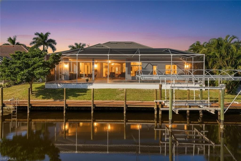 YACHT CLUB - Residential