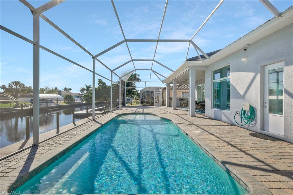 YACHT CLUB - Residential