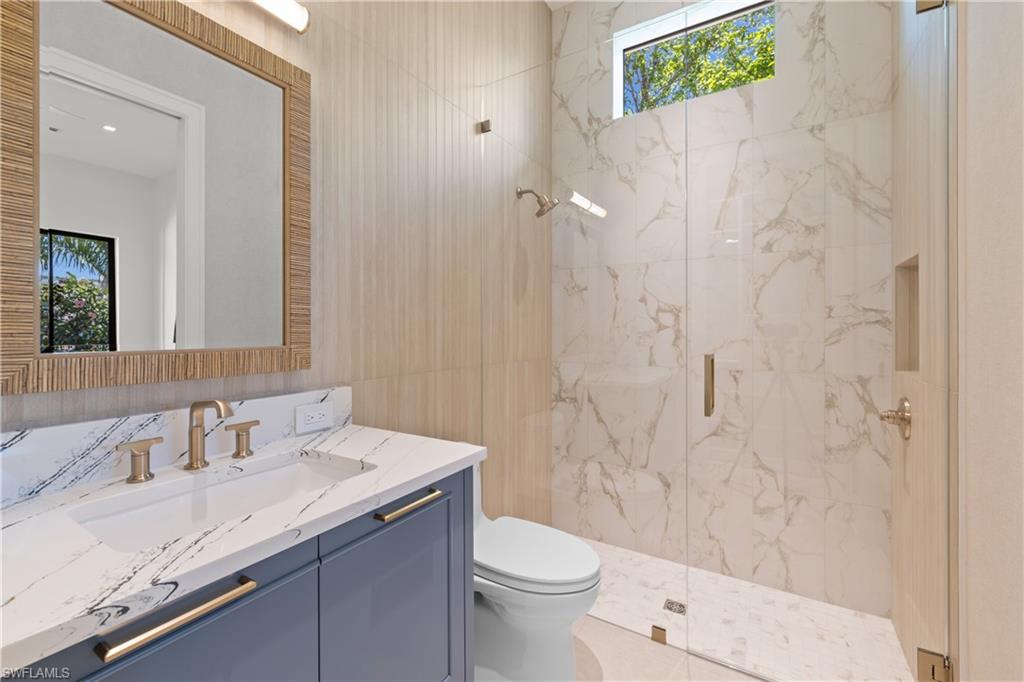 LAKE PARK - Residential