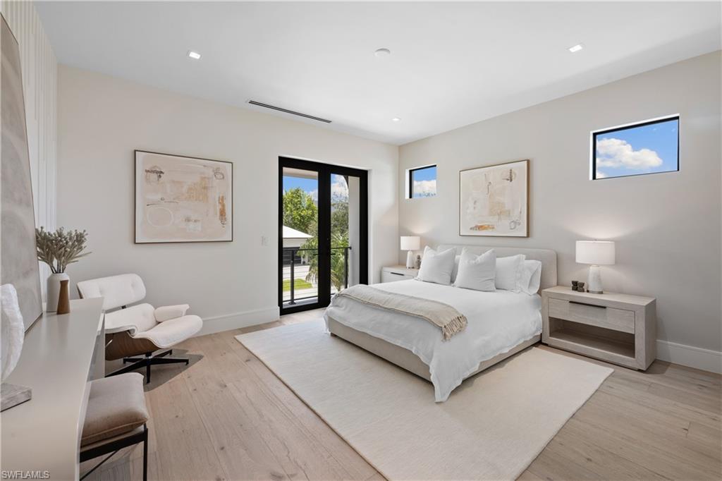 LAKE PARK - Residential