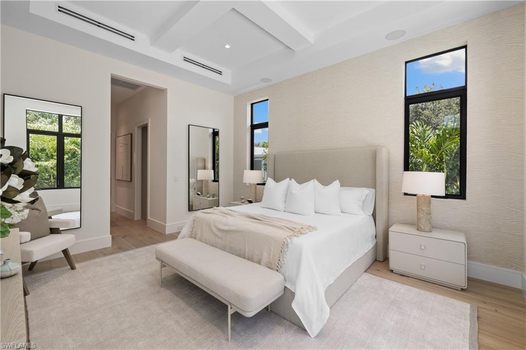 LAKE PARK - Residential