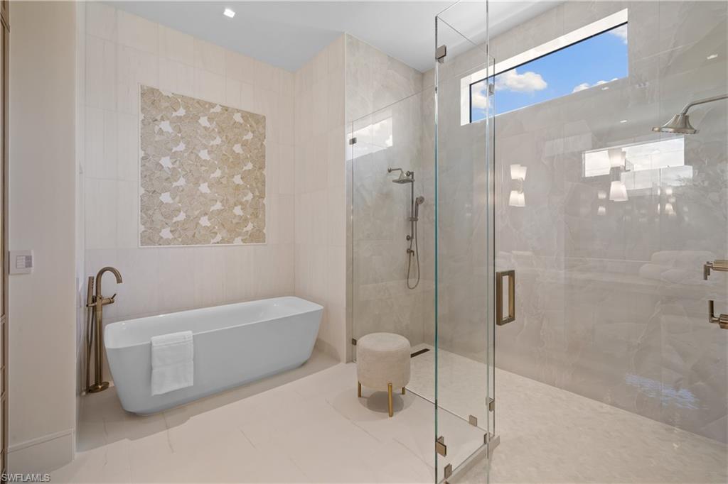 LAKE PARK - Residential