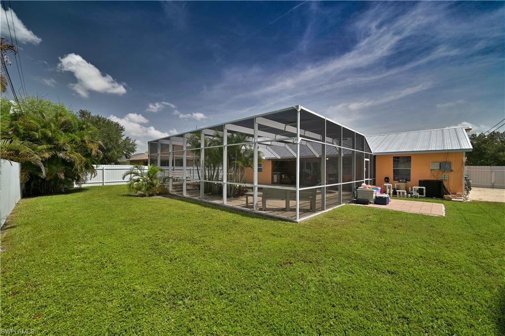 CAPE CORAL - Residential