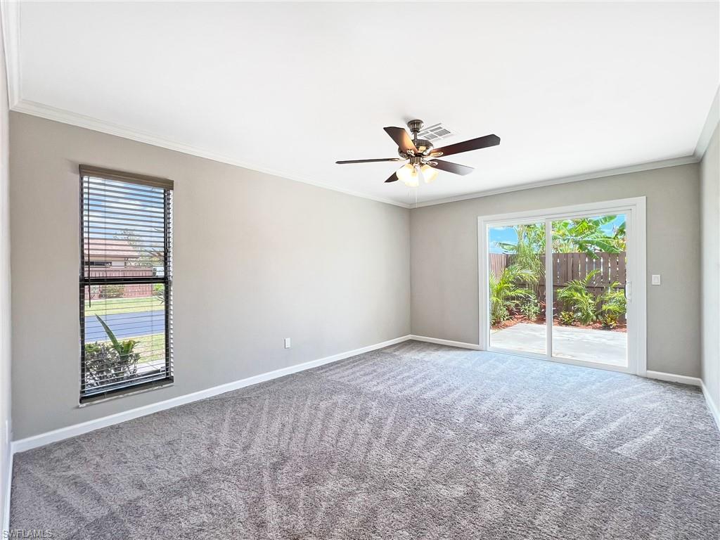 ROYAL WOODS - Residential