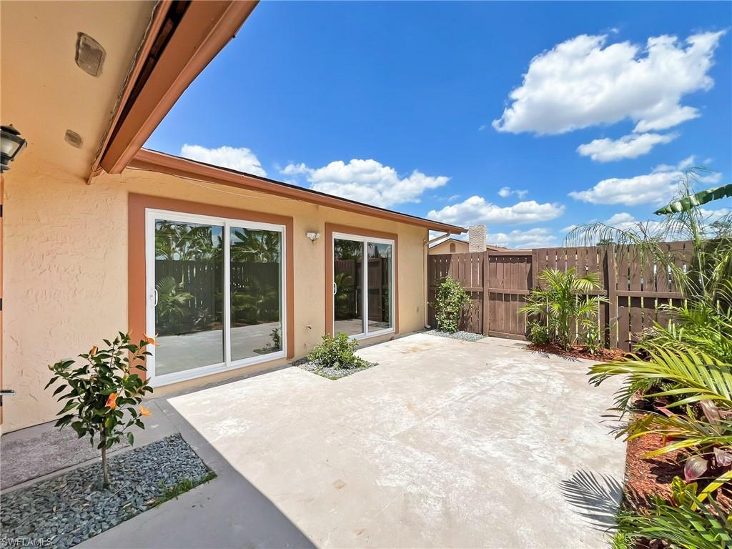 ROYAL WOODS - Residential