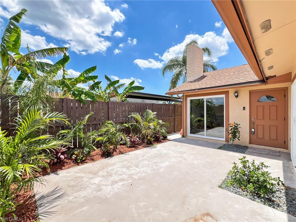 ROYAL WOODS - Residential