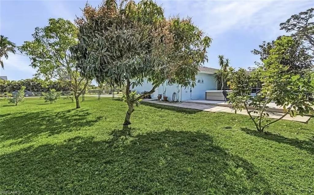 BONITA SHORES - Residential