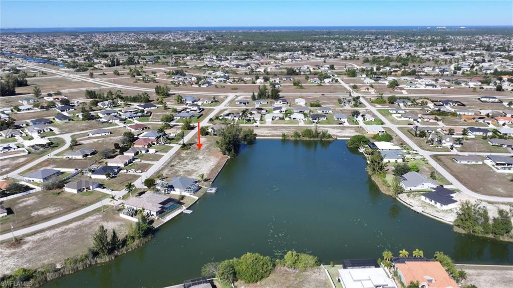 CAPE CORAL - Land