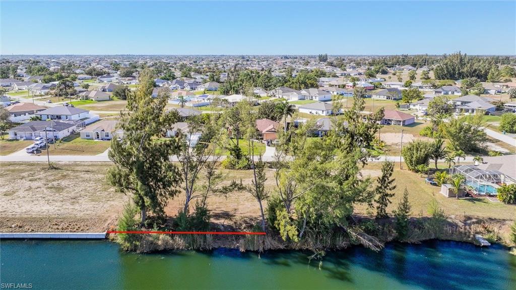 CAPE CORAL - Land