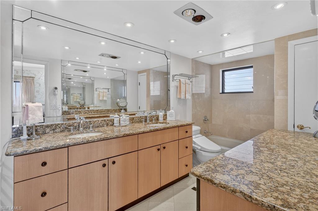 POINTE ROYALE - Residential