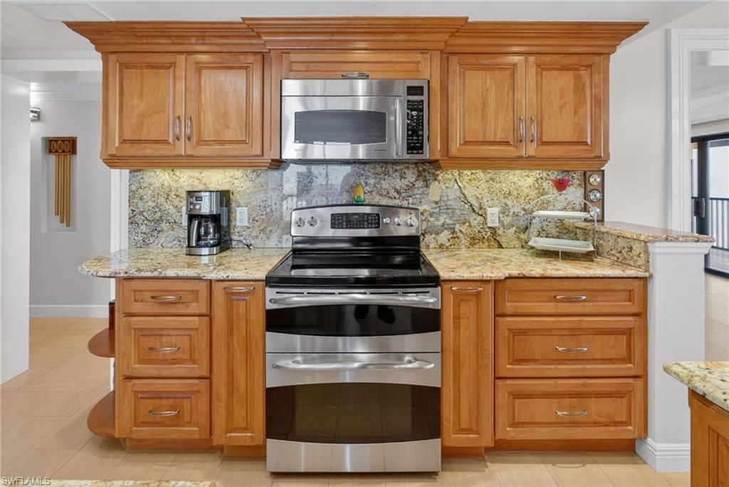 POINTE ROYALE - Residential