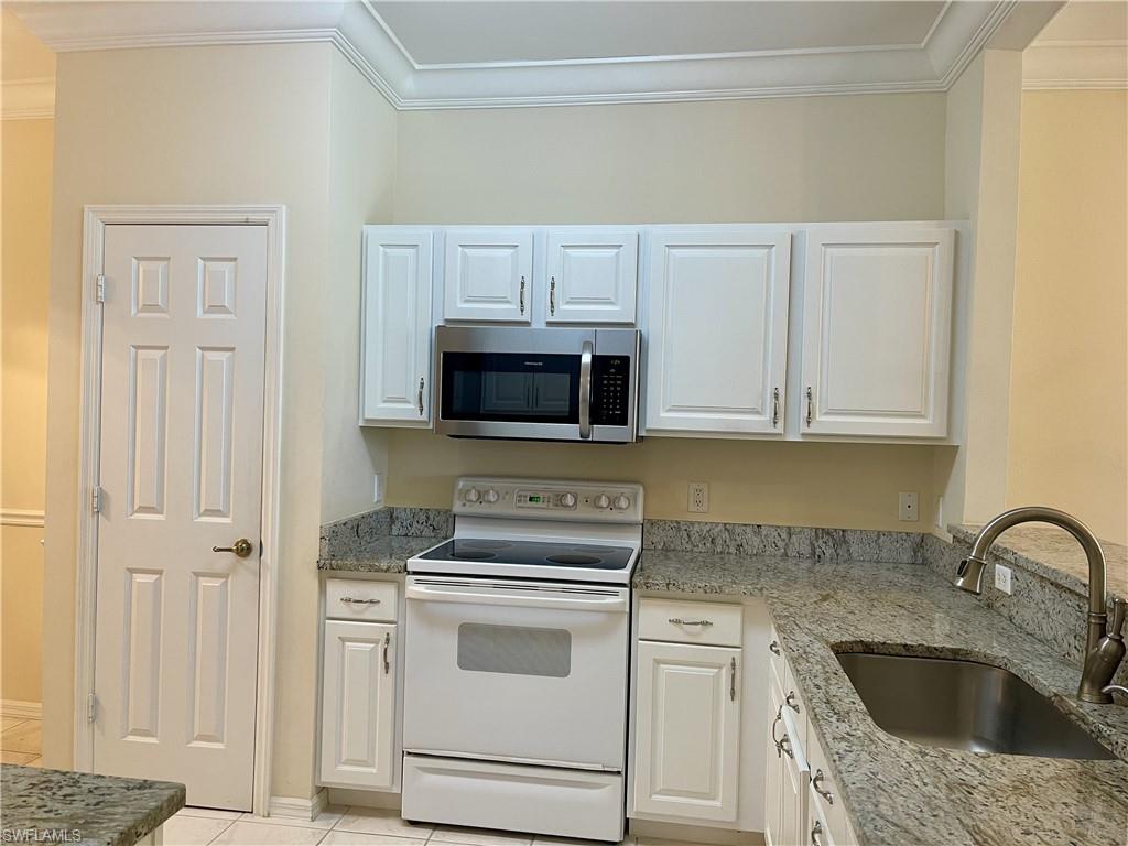 3965 Bishopwood CT E 205