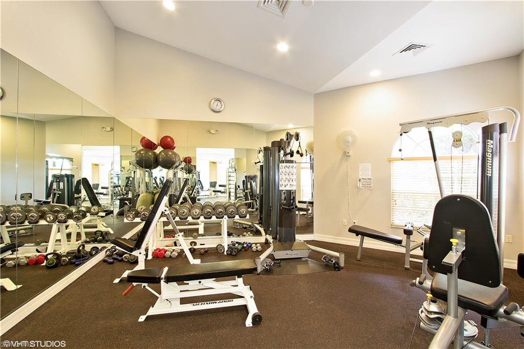 HUNTERS RIDGE - Residential