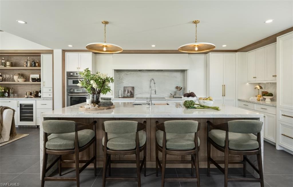 LAS BRISAS AT PELICAN BAY - Residential