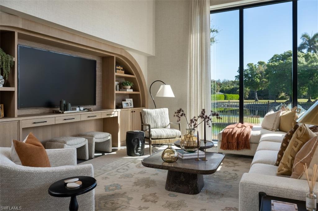 LAS BRISAS AT PELICAN BAY - Residential