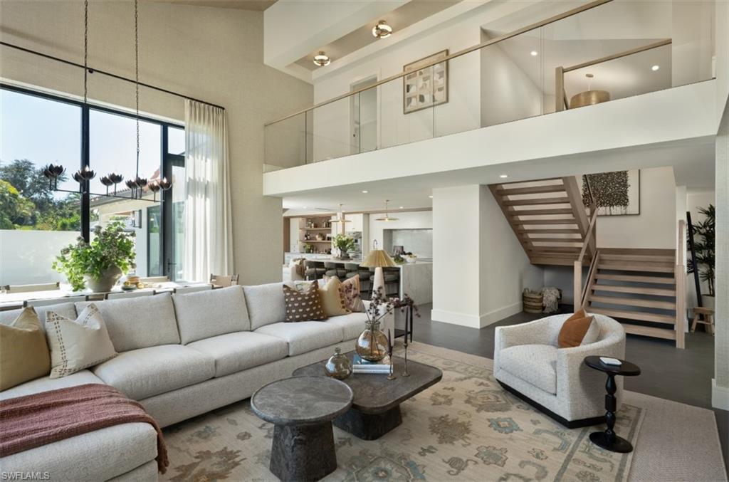 LAS BRISAS AT PELICAN BAY - Residential