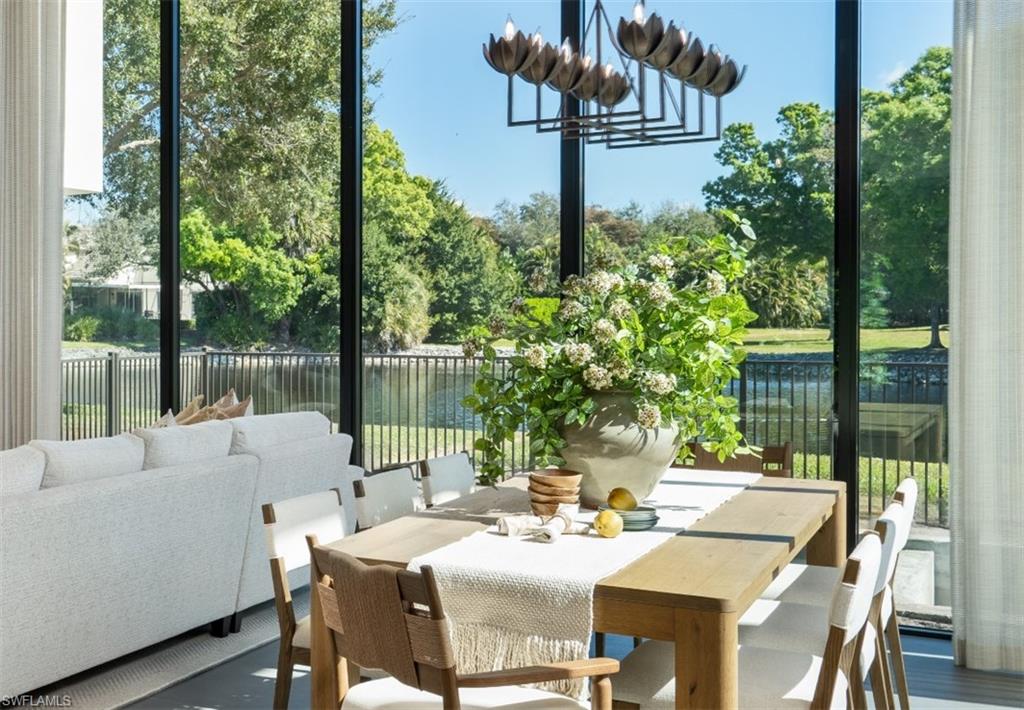 LAS BRISAS AT PELICAN BAY - Residential