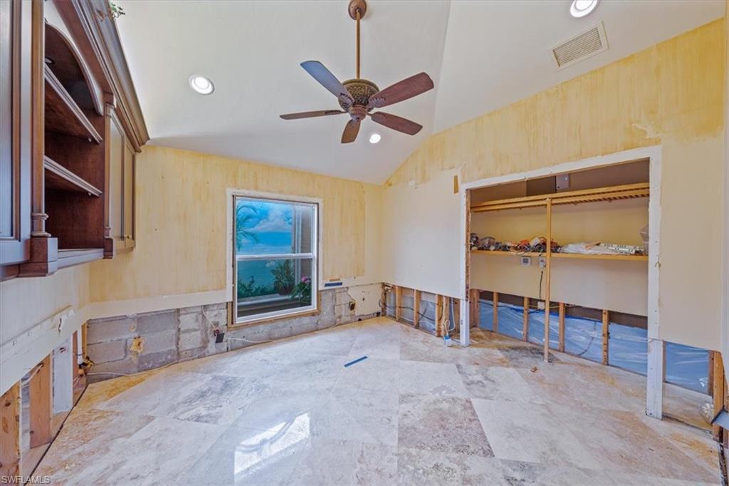 PARK SHORE - Residential