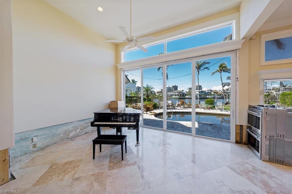 PARK SHORE - Residential