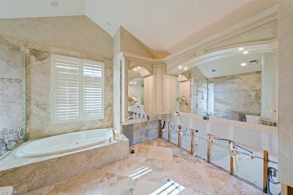 PARK SHORE - Residential