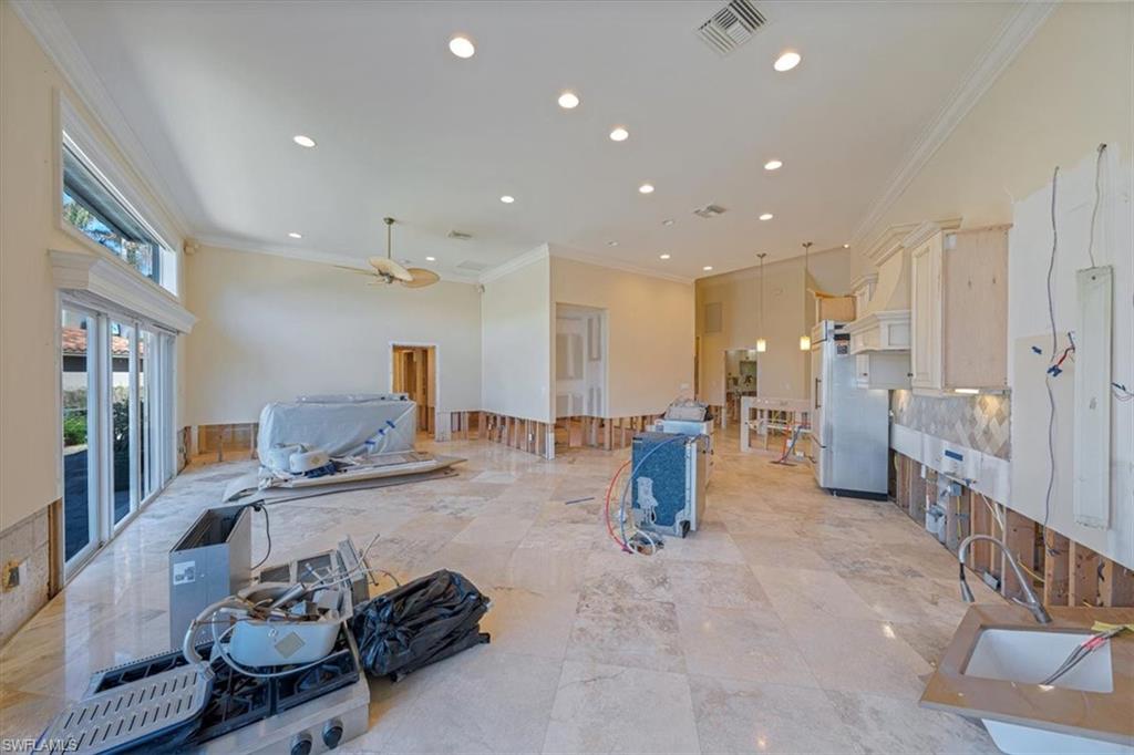 PARK SHORE - Residential