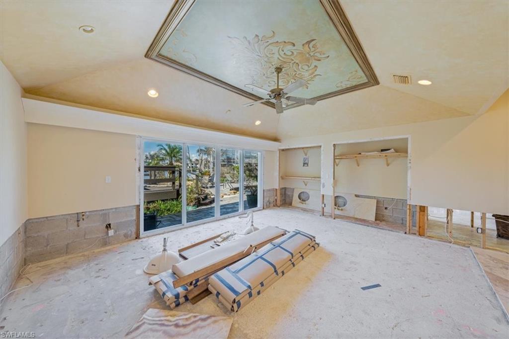 PARK SHORE - Residential