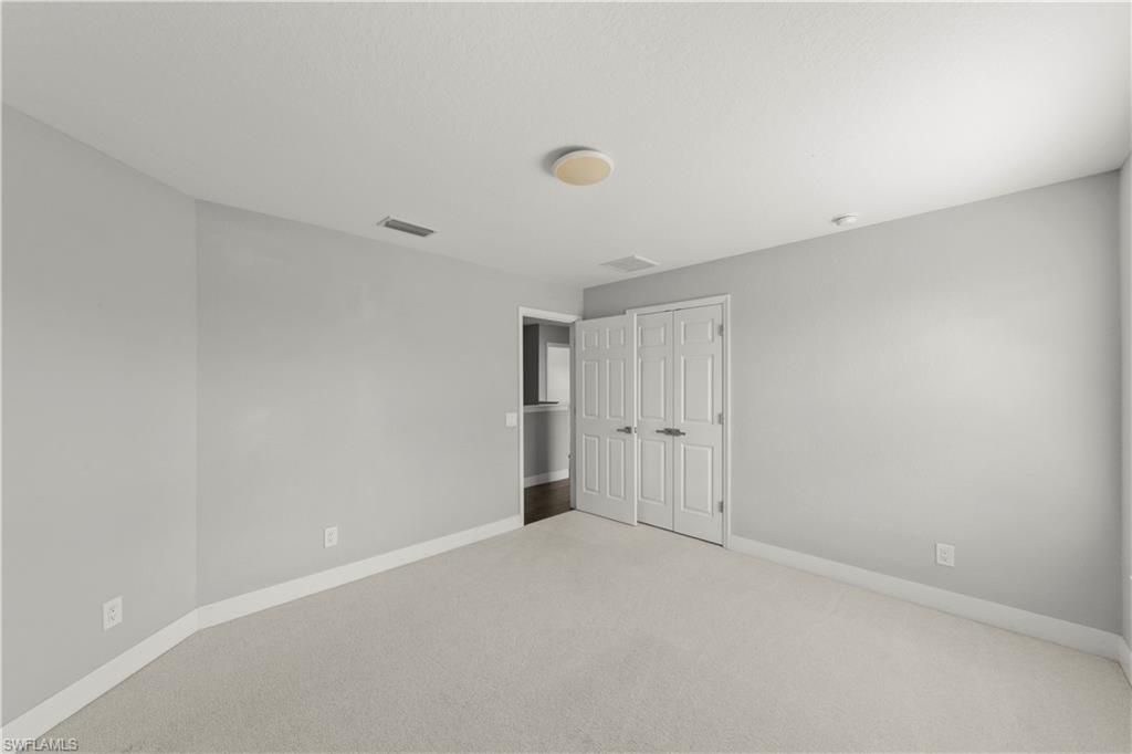 VALENCIA LAKES - Residential Lease