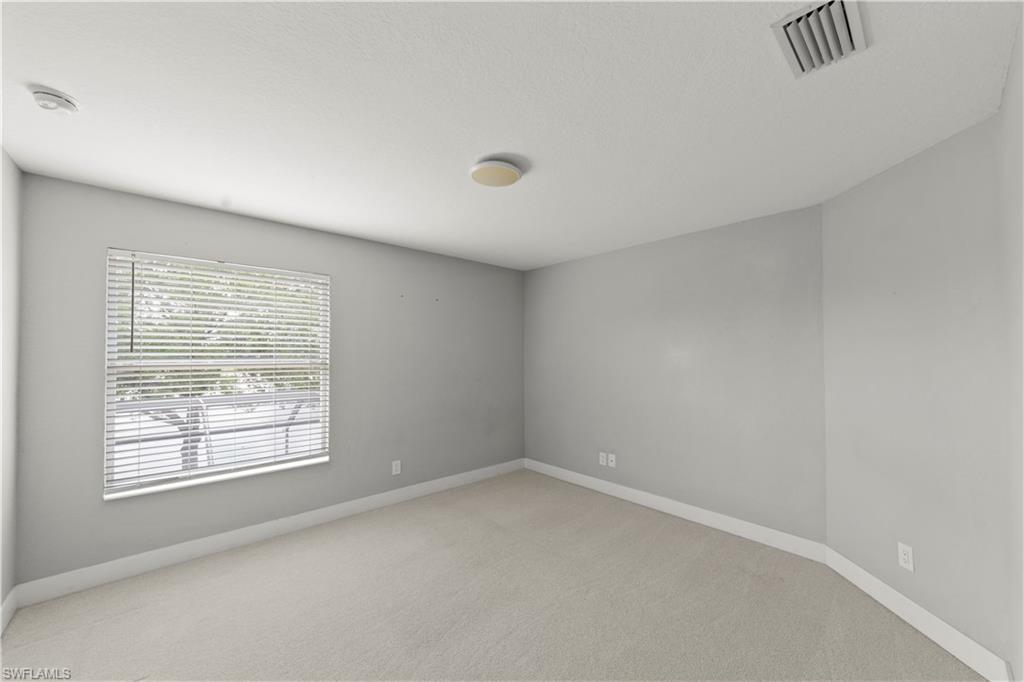 VALENCIA LAKES - Residential Lease