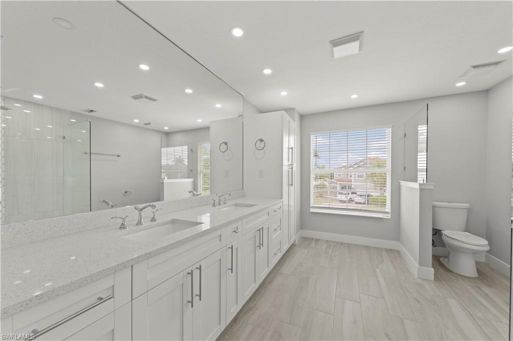 VALENCIA LAKES - Residential Lease