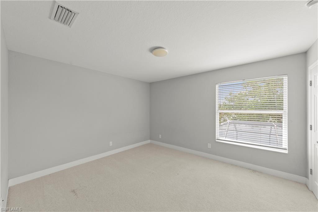 VALENCIA LAKES - Residential Lease