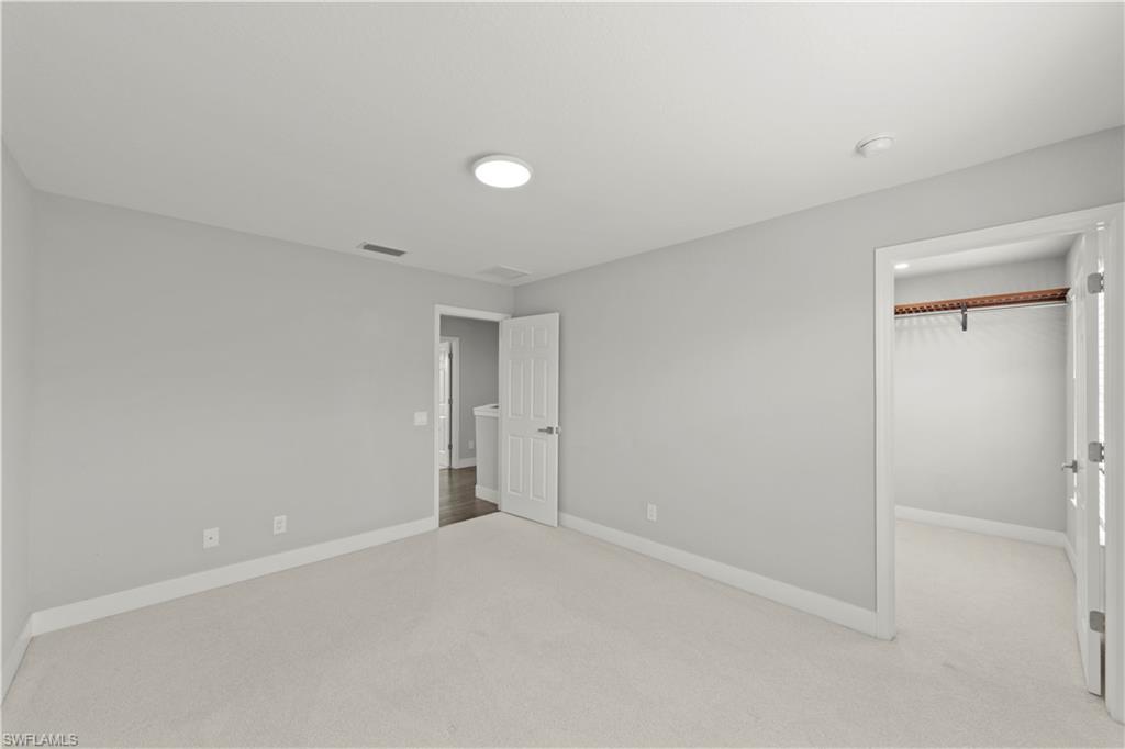 VALENCIA LAKES - Residential Lease