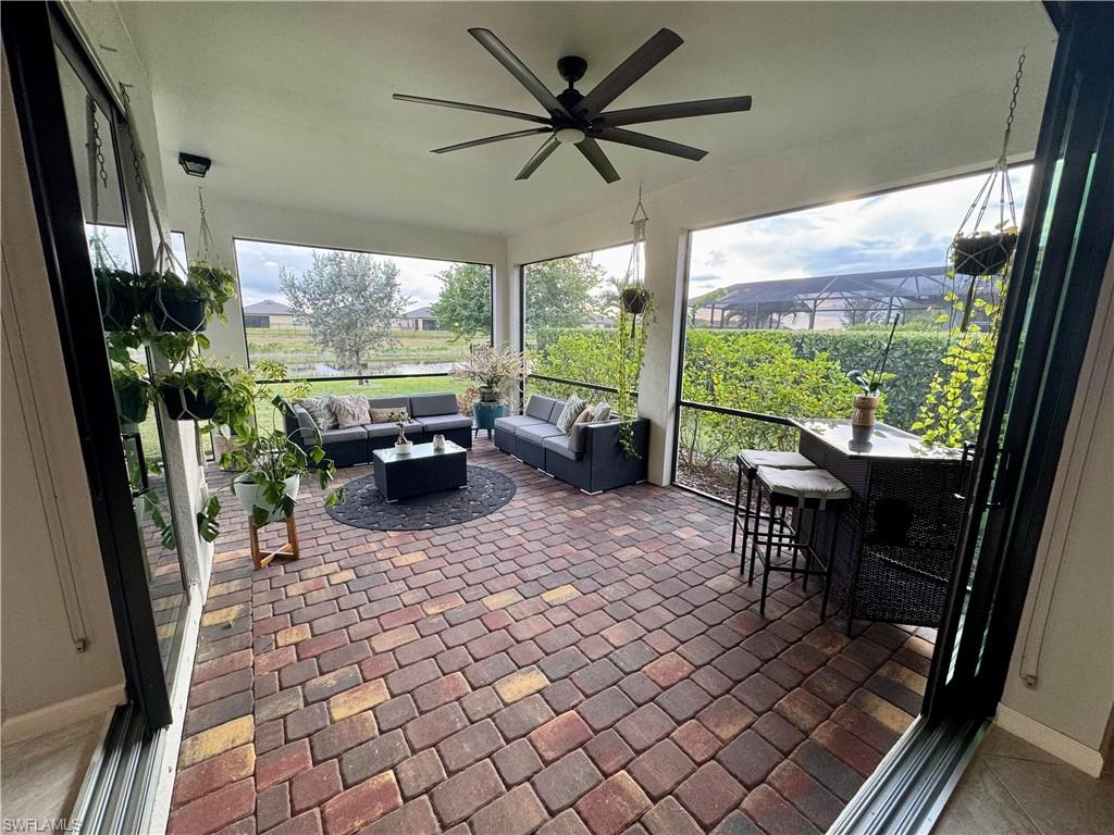 HAMPTON LAKES - Residential Lease