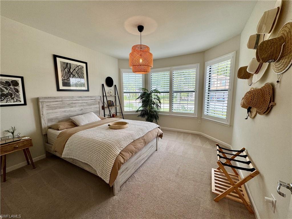 HAMPTON LAKES - Residential Lease