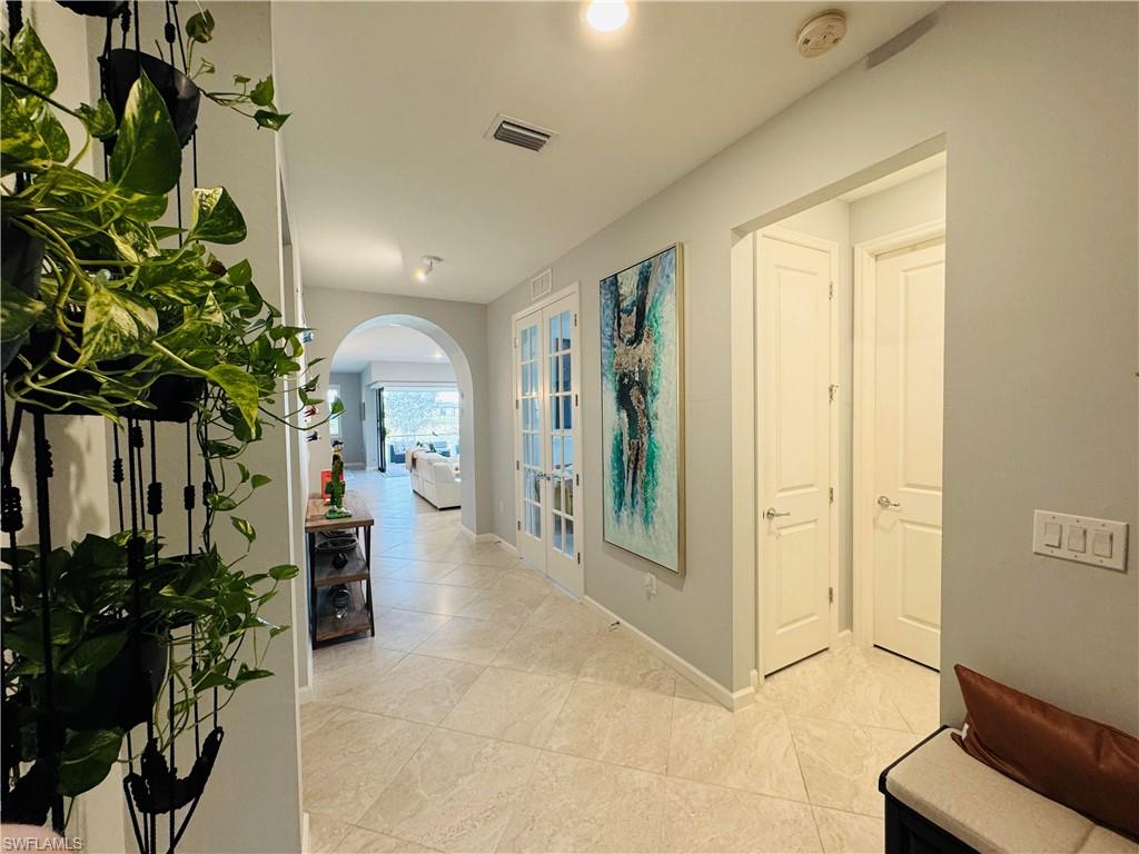 HAMPTON LAKES - Residential Lease