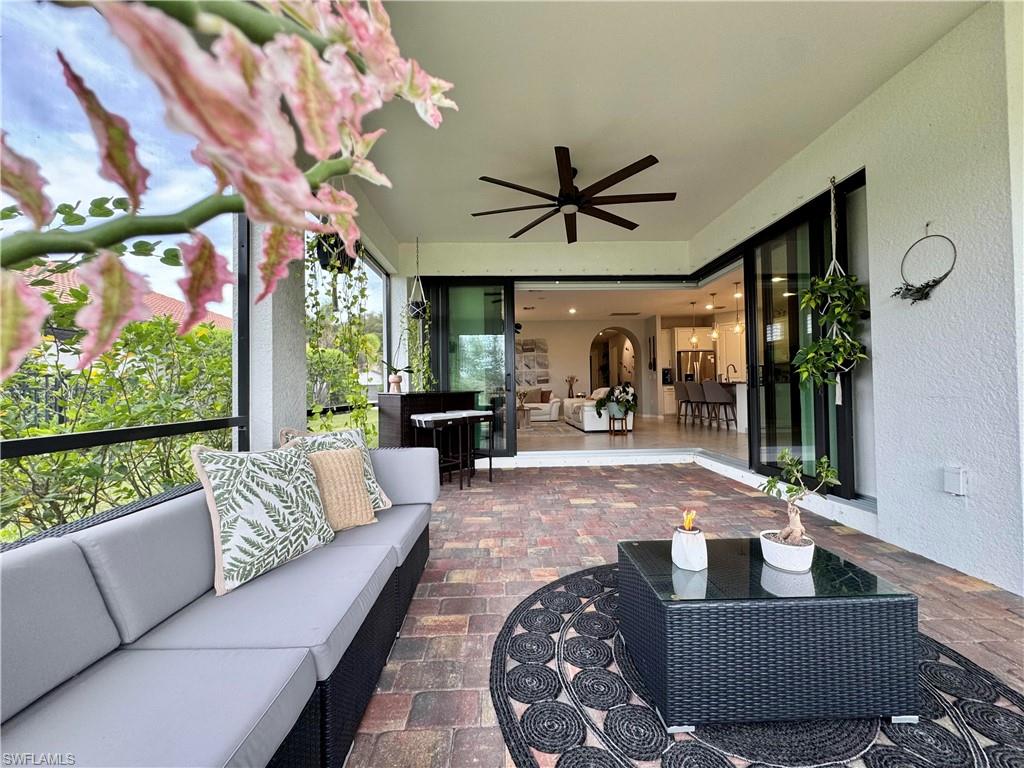 HAMPTON LAKES - Residential Lease