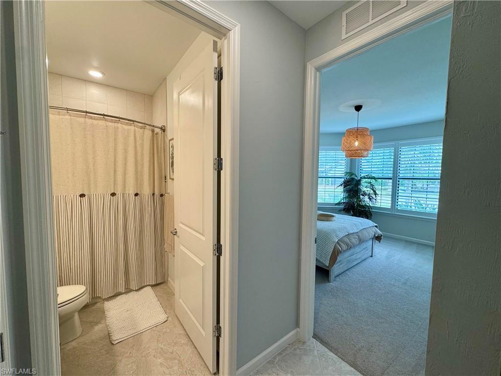 HAMPTON LAKES - Residential Lease