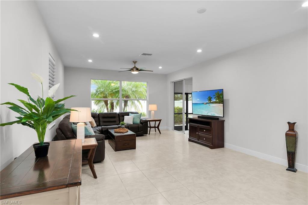 MANCHESTER SQUARE - Residential