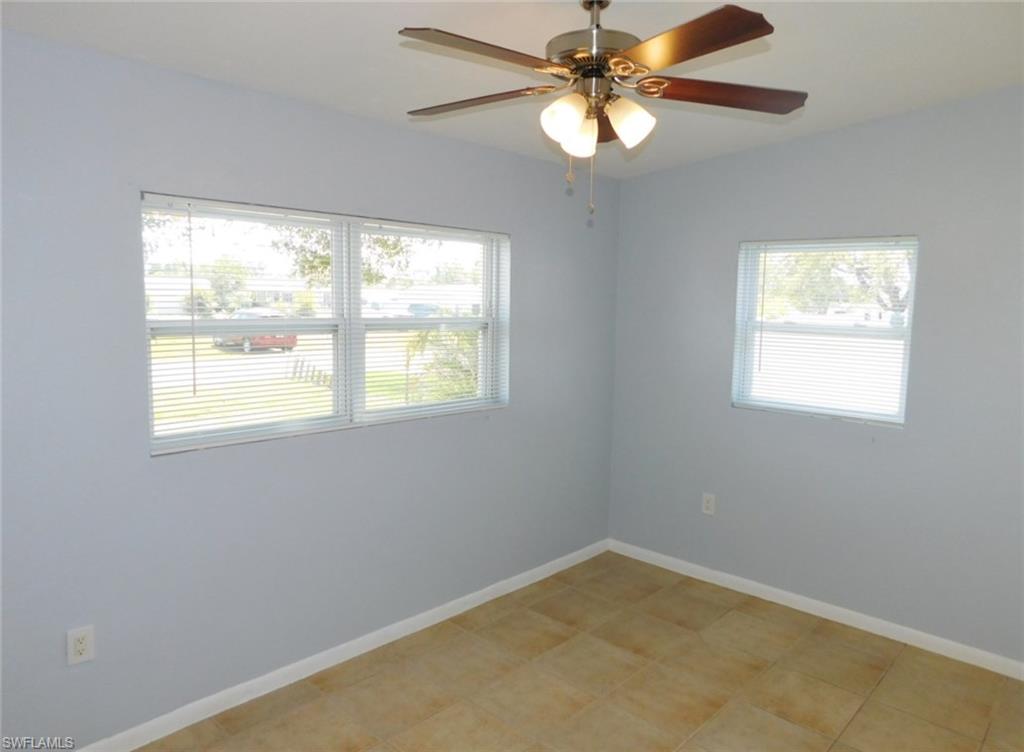 SAN CARLOS PARK - Residential