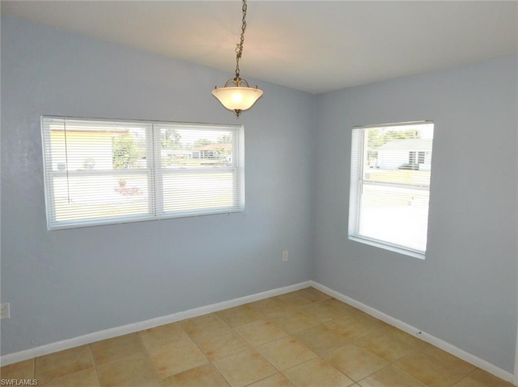 SAN CARLOS PARK - Residential